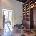 Spanish Steps Charming Apartment