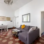 Spanish Steps Charming Apartment
